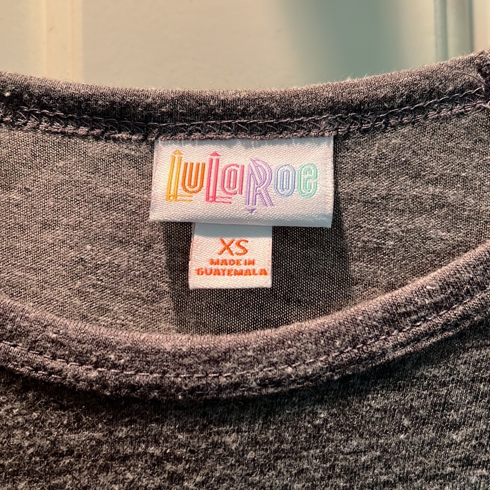 Womens XS Lularoe Randy Raglan tee - Picture 2 of 4